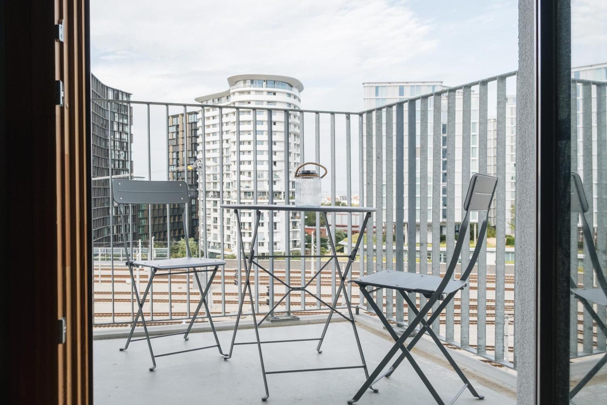 Decorous Cozy City View Suite Wien Exteriör bild